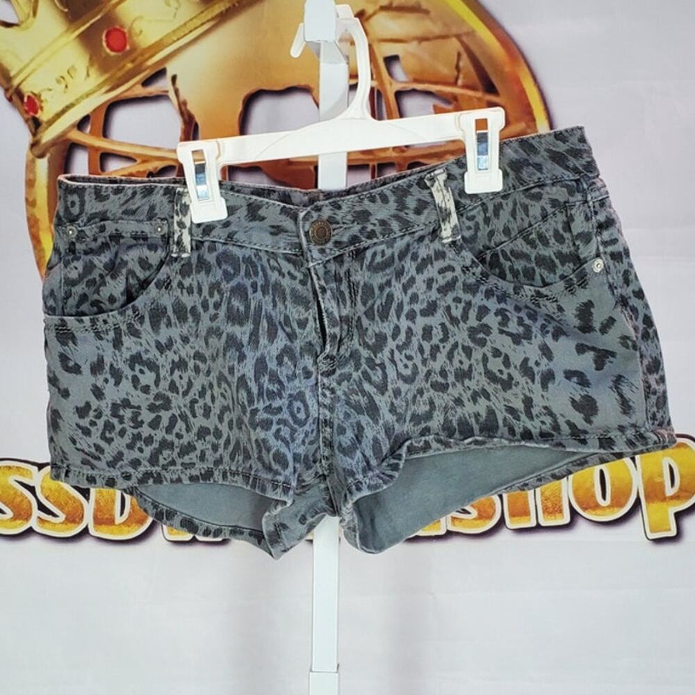 Mossimo Grey Leopard Print Denim Shorts Size 13